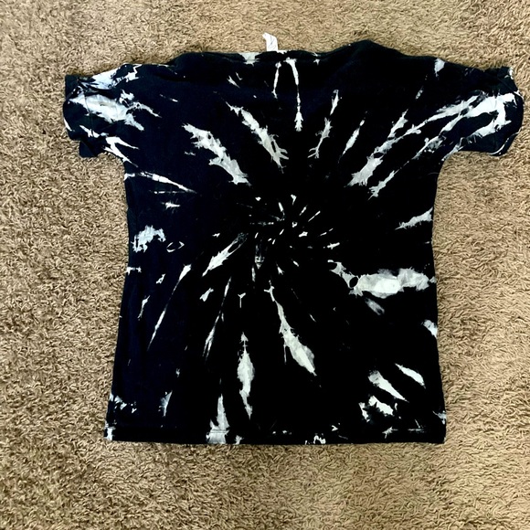 Sew in Love boutique black and white cotton top. Size medium. Large fit. - Picture 2 of 2